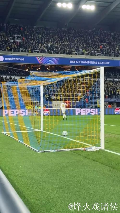 格林伍德2球，带队欧冠取胜！与世界杯之间，差