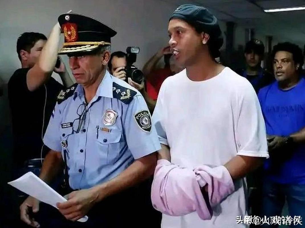 小罗回忆狱中经历:我以为他们会打我,结果在那里玩得还不错 小罗回忆狱中经历:我以为他们会打我,结果在那里玩得还不错