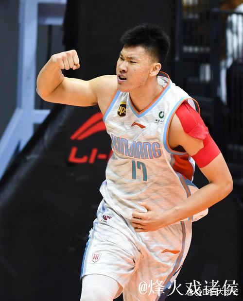 CBA夏联-吕俊虎21分青岛大胜首钢 范子铭11+8
